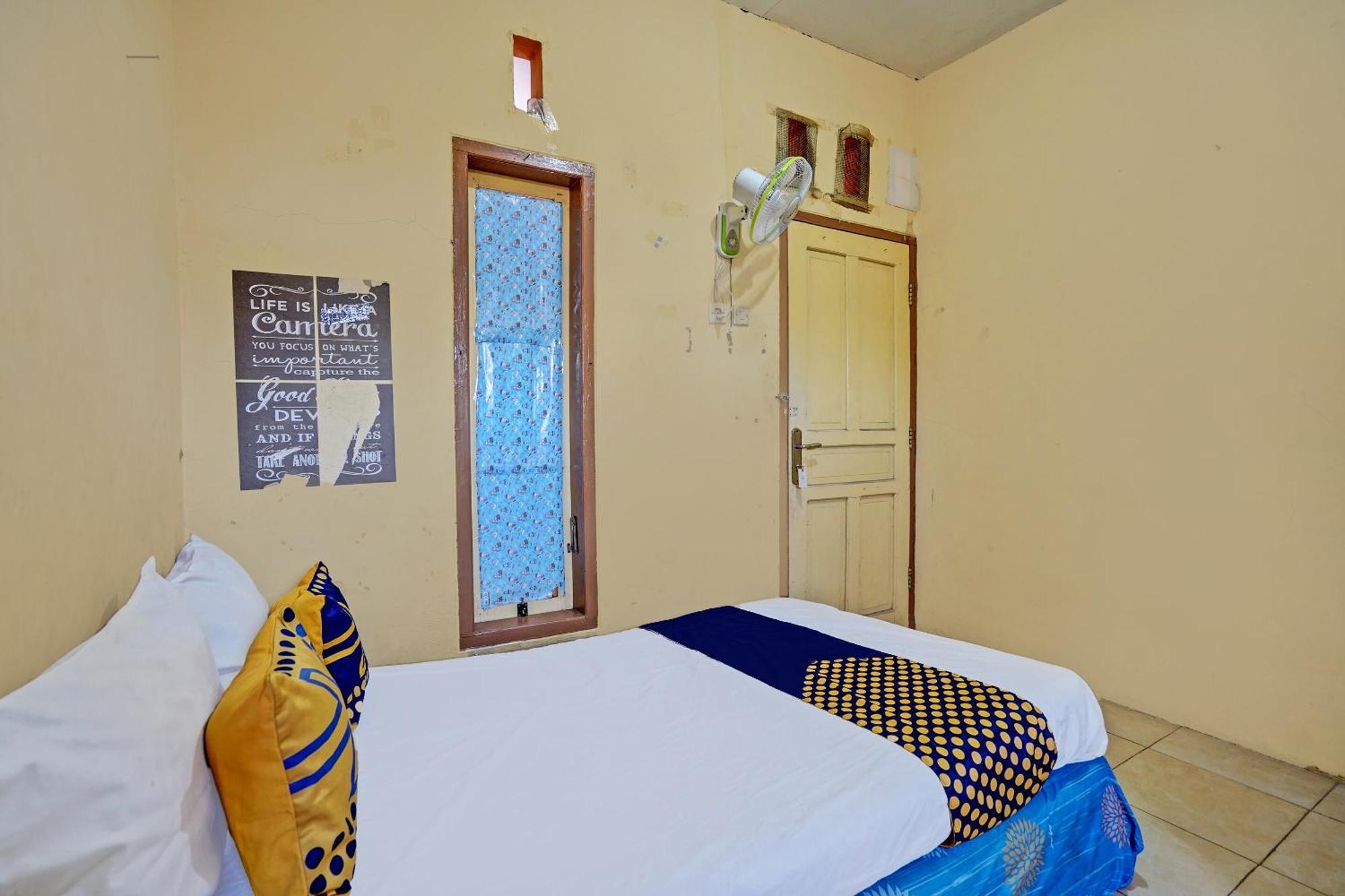 Spot On 92730 Lili Kost Syariahnearketapang Royal City Banyuwangi  Exterior photo